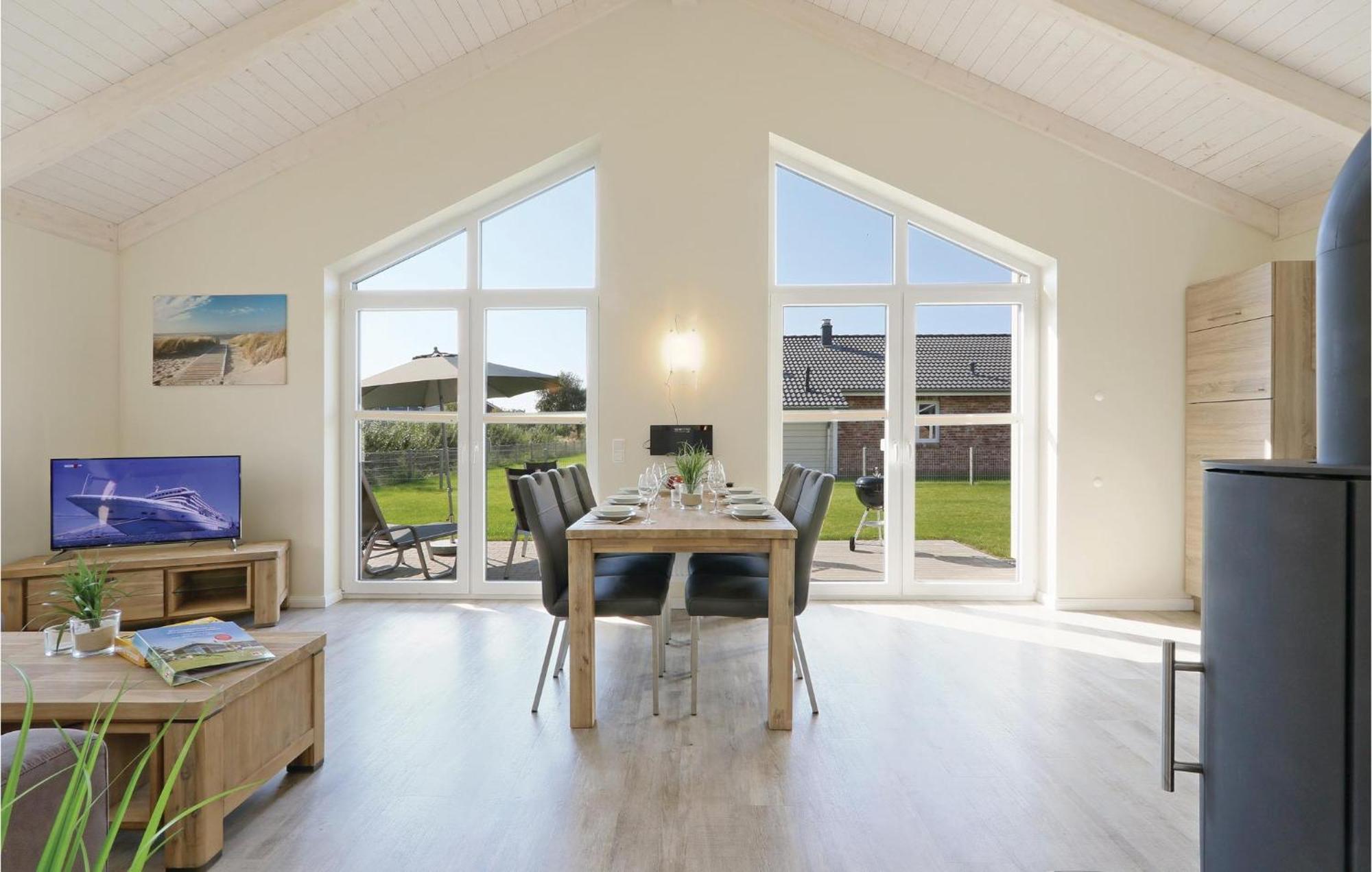 Awesome Home In Dagebuell With Kitchen Exteriör bild